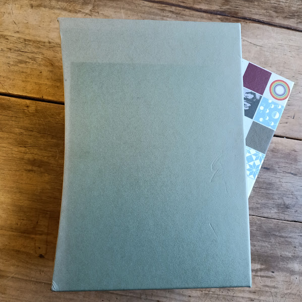folio society The language instinct faded slipcase